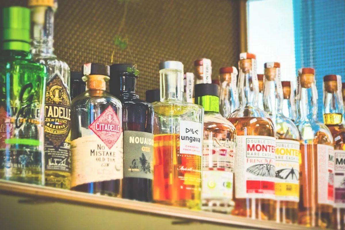 ALKOHOL SA NEVIEZOL NA VLNE NÁKUPNEJ HORÚČKY