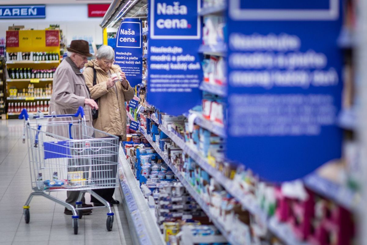Trvanlivé mlieko drahšie o desiatky centov? Vysvetľujeme, ako je to s hádkou o recyklačné poplatky